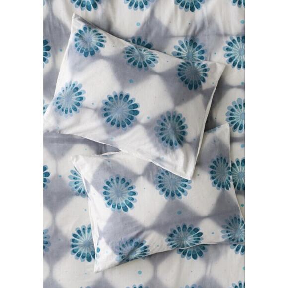 Urban Outfitters Anja Floral Sham Set Of 2 Standard Set - Picture 1 of 8